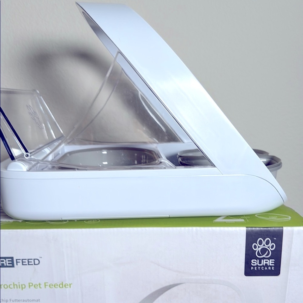 SUREFEED Microchip Pet Feeder Automatic Pet Feeder Wet Dry Food Sure Feed MPF001 - Picture 14 of 17